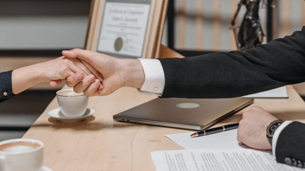 Contratti enti locali 2025 - Scarica modelli e fac-simile in PDF