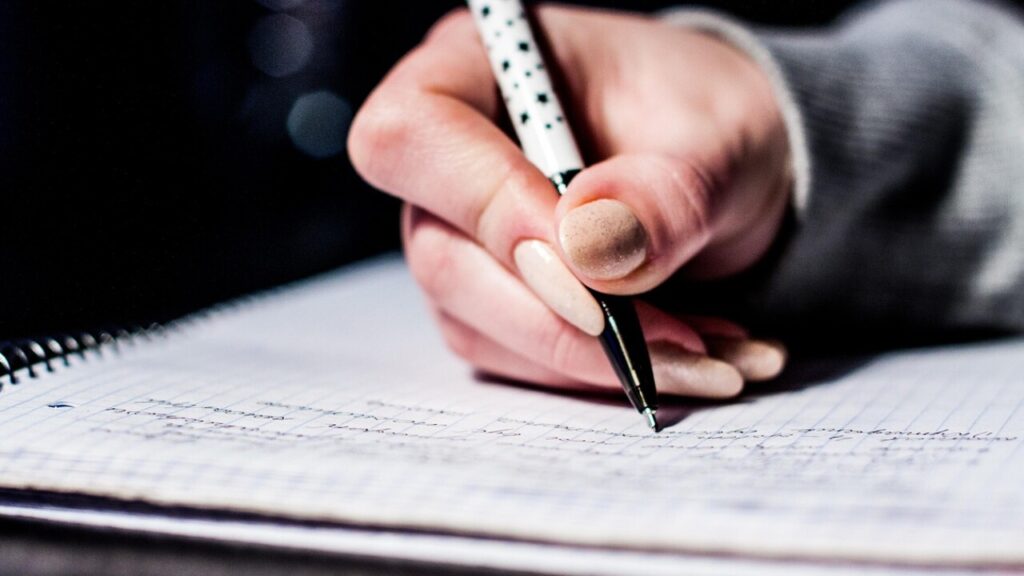 Contratto a studenti - Scarica il modello in PDF