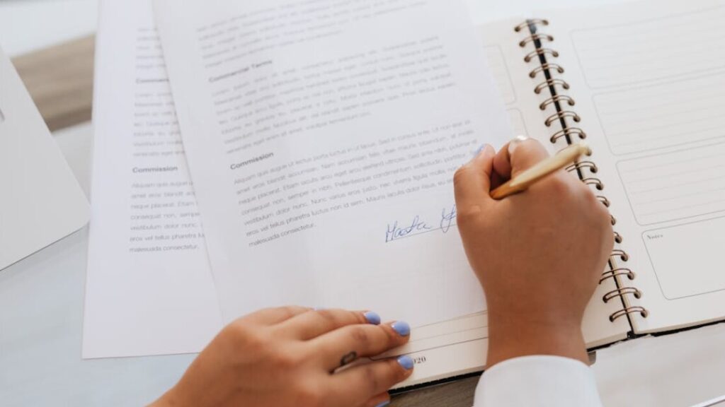 Contratto baby sitter - Scarica il modello in PDF