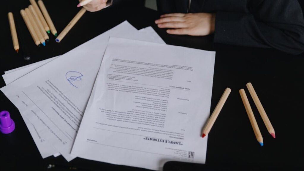 Scarica contratto degli insegnanti in PDF