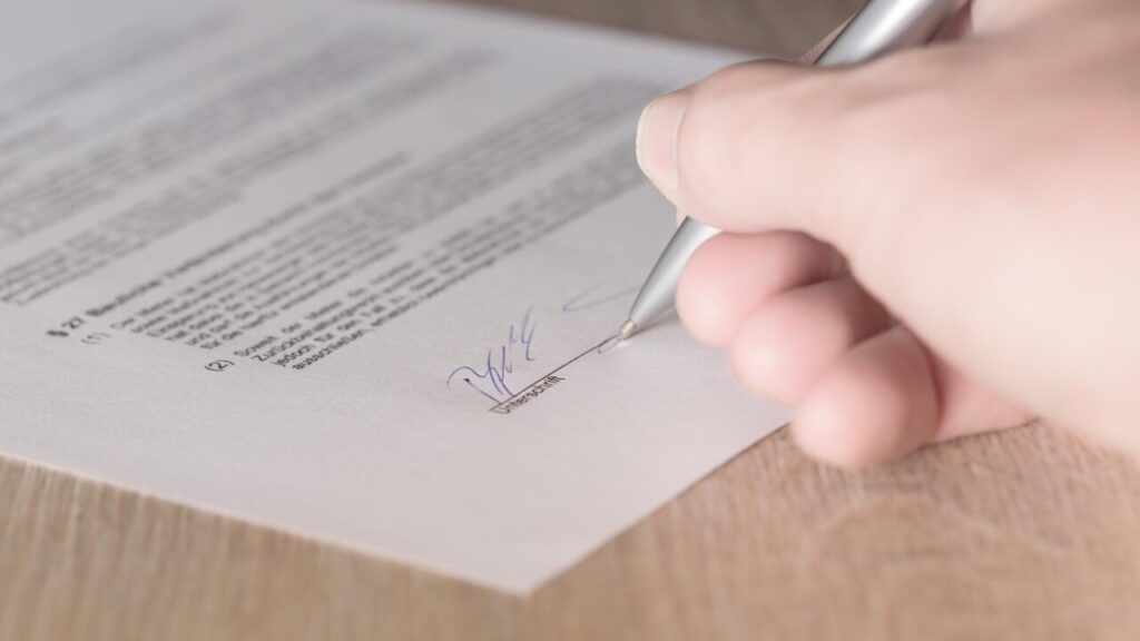 Contratto apprendistato a tempo indeterminato - Scarica il modello in PDF