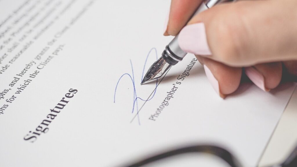 Contratto collaboratori: scarica il modello in PDF