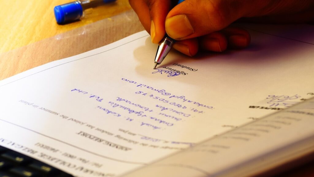 Contratto commercio ferie: scarica il modello in PDF