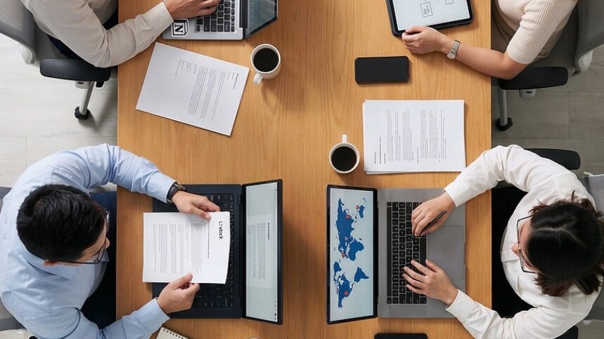 Contratto nazionale badanti: scarica il modello in PDF