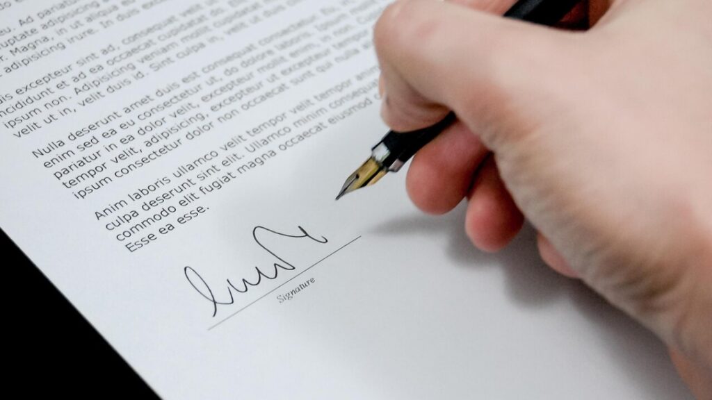 Contratto uso gratuito - Scarica il modello in PDF